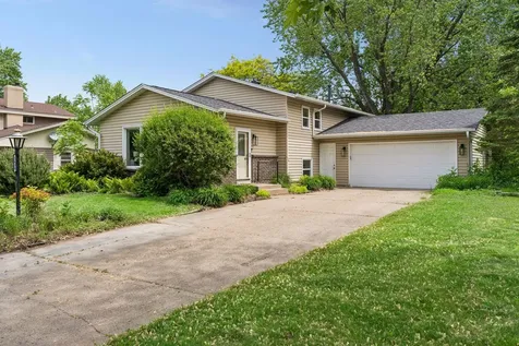 3630 Quaker Lane N Plymouth MN 55441