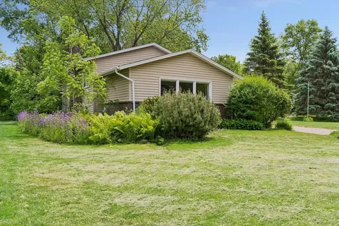 3630 Quaker Lane N Plymouth MN 55441