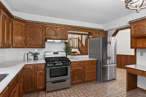 17588 66th Avenue N Maple Grove MN 55311