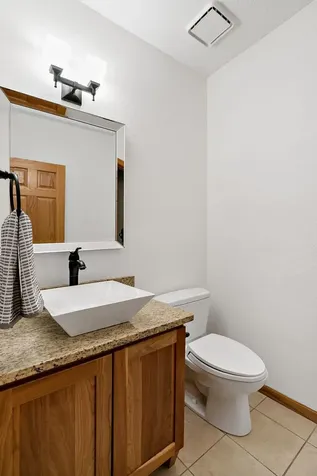 8879 Sylvan Ridge Eden Prairie MN 55347