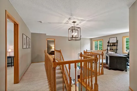 8879 Sylvan Ridge Eden Prairie MN 55347