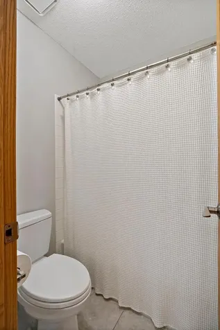 8879 Sylvan Ridge Eden Prairie MN 55347
