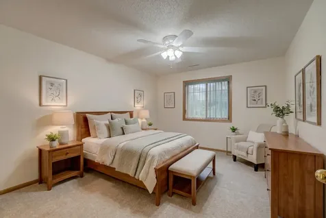 696 Monn Avenue Vadnais Heights MN 55127