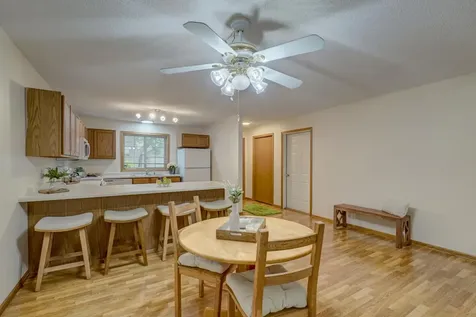 696 Monn Avenue Vadnais Heights MN 55127