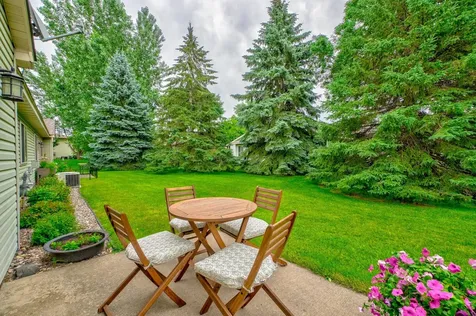 696 Monn Avenue Vadnais Heights MN 55127