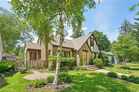 4227 York Avenue N Robbinsdale MN 55422