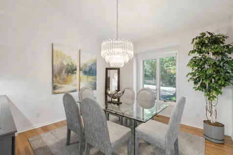 1807 Timberline Trail Minnetonka MN 55305