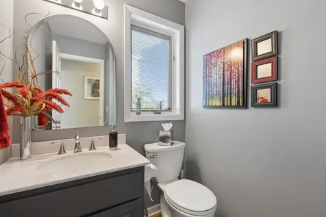 1807 Timberline Trail Minnetonka MN 55305
