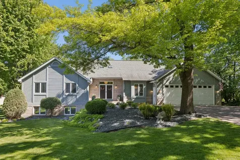 1807 Timberline Trail Minnetonka MN 55305