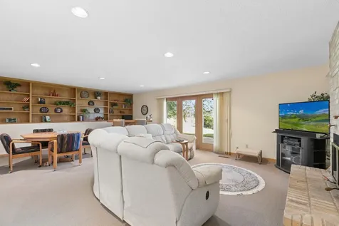 1807 Timberline Trail Minnetonka MN 55305
