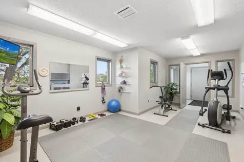 1807 Timberline Trail Minnetonka MN 55305