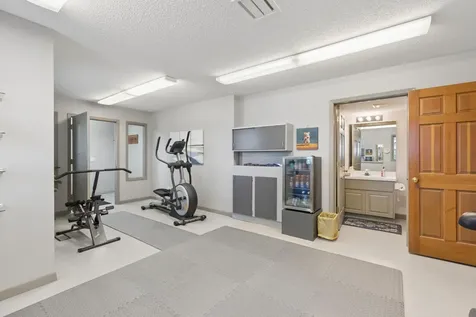 1807 Timberline Trail Minnetonka MN 55305