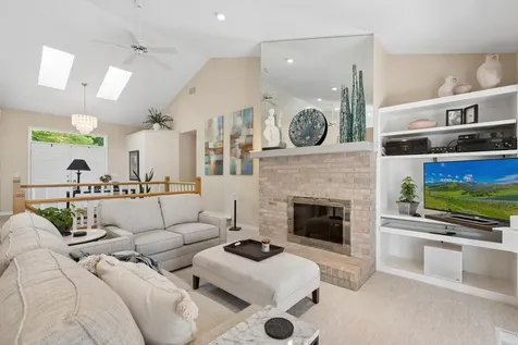 1807 Timberline Trail Minnetonka MN 55305