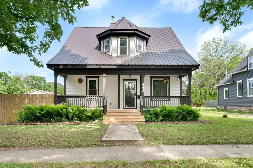 443 N Pine Avenue Owatonna MN 55060