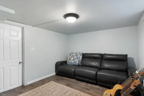 443 N Pine Avenue Owatonna MN 55060