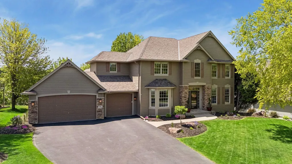 1981 Topaz Drive Chanhassen MN 55317