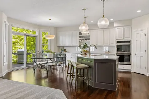 1981 Topaz Drive Chanhassen MN 55317