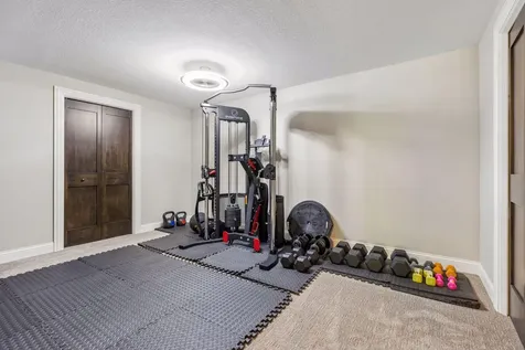 1981 Topaz Drive Chanhassen MN 55317