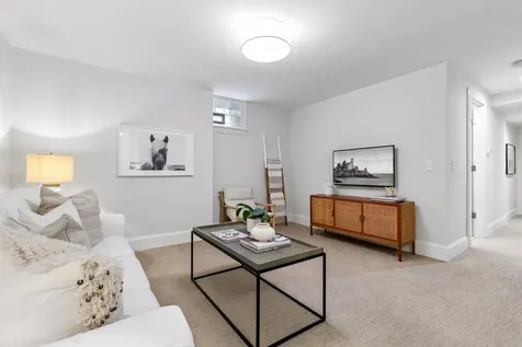 2441 Dupont Avenue S Minneapolis MN 55405