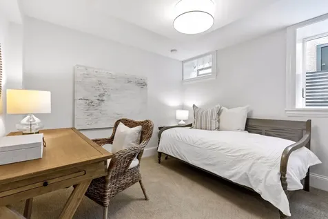 2441 Dupont Avenue S Minneapolis MN 55405