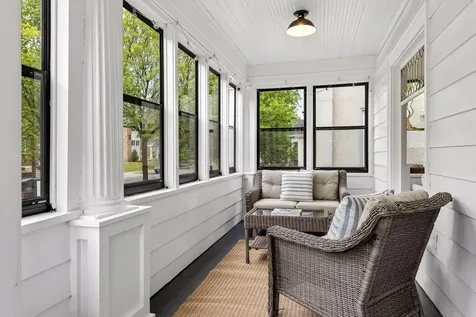 2441 Dupont Avenue S Minneapolis MN 55405