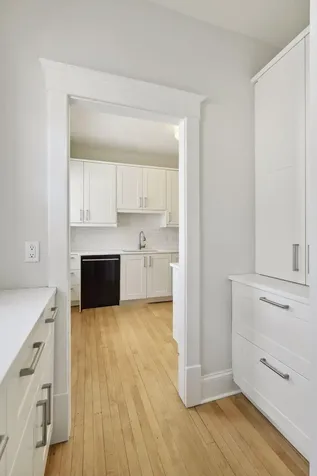 2441 Dupont Avenue S Minneapolis MN 55405