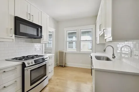 2441 Dupont Avenue S Minneapolis MN 55405