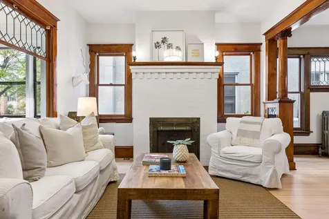 2441 Dupont Avenue S Minneapolis MN 55405