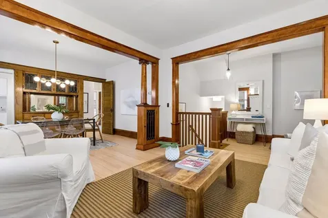 2441 Dupont Avenue S Minneapolis MN 55405
