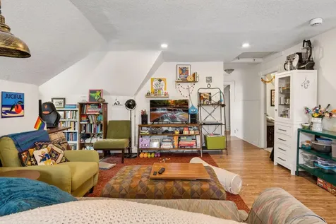 2700 Pillsbury Avenue S Minneapolis MN 55408