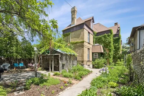 2700 Pillsbury Avenue S Minneapolis MN 55408