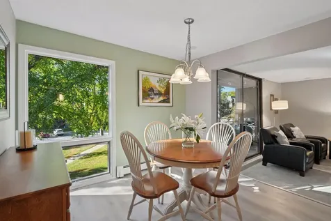 6085 Lincoln Drive Edina MN 55436