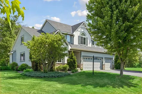 6 Cunningham Road North Oaks MN 55127