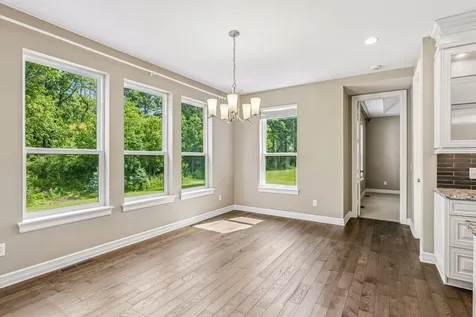 6 Cunningham Road North Oaks MN 55127
