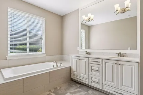 6 Cunningham Road North Oaks MN 55127