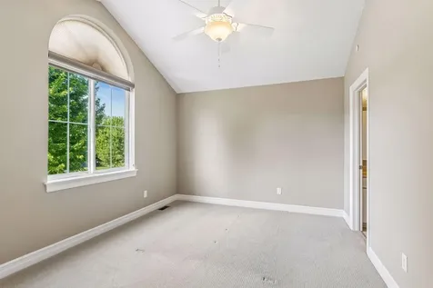 6 Cunningham Road North Oaks MN 55127