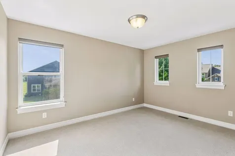 6 Cunningham Road North Oaks MN 55127