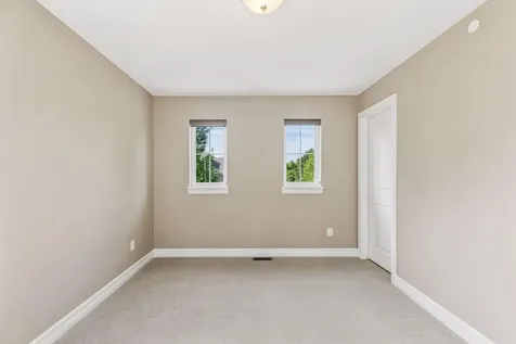 6 Cunningham Road North Oaks MN 55127