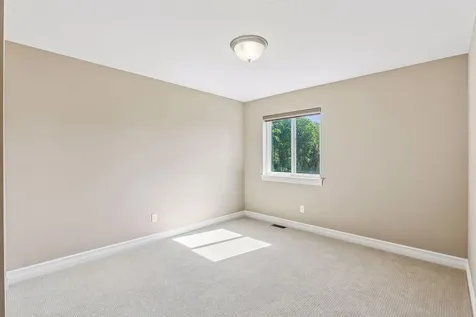 6 Cunningham Road North Oaks MN 55127