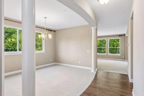 6 Cunningham Road North Oaks MN 55127