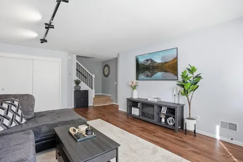 13229 Bush Lane Eden Prairie MN 55347