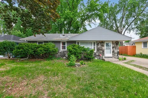 6607 46th Place N Crystal MN 55428