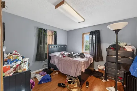 6607 46th Place N Crystal MN 55428