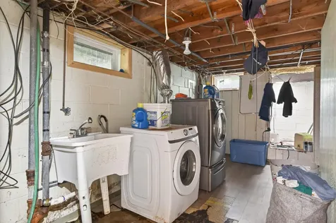 6607 46th Place N Crystal MN 55428