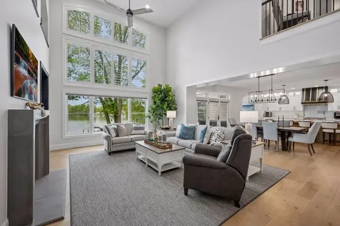 511 N Shore Drive Waverly MN 55390