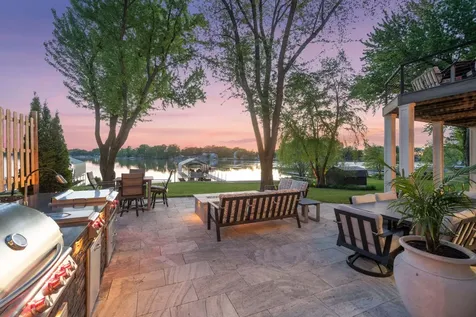 511 N Shore Drive Waverly MN 55390