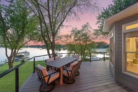 511 N Shore Drive Waverly MN 55390