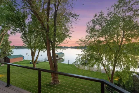 511 N Shore Drive Waverly MN 55390