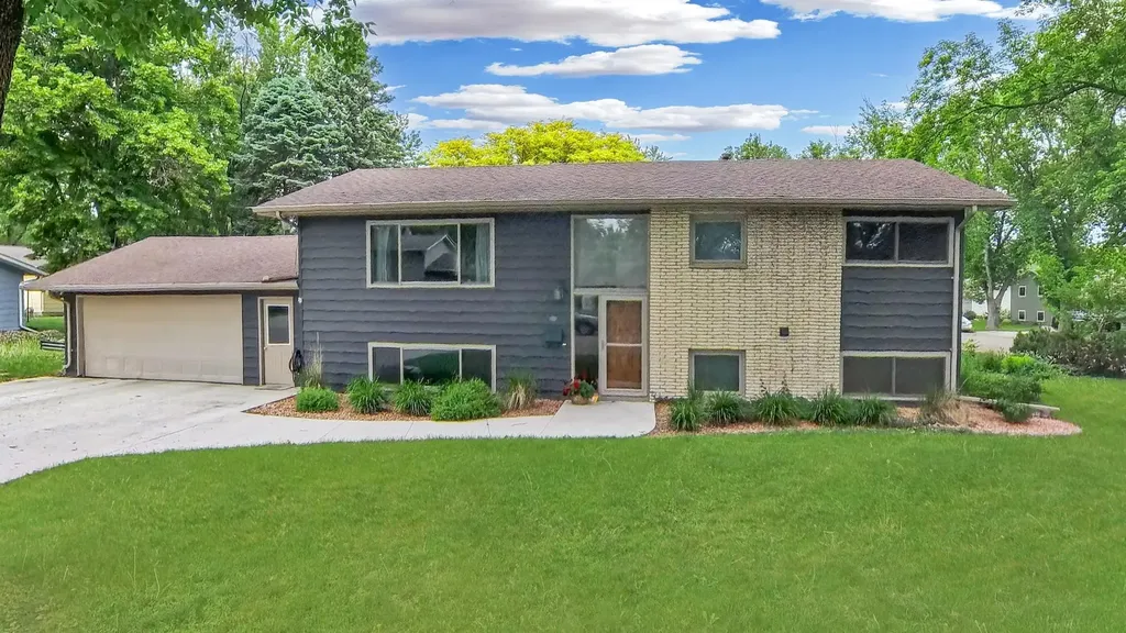 503 Washington Avenue Marshall MN 56258
