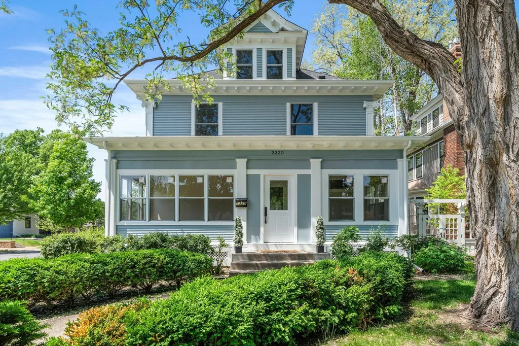 2320 Humboldt Avenue S Minneapolis MN 55405